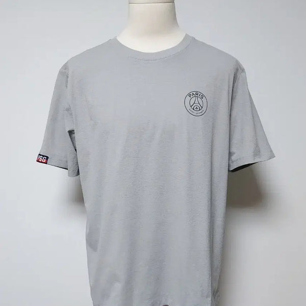 [BUNJANG] Paris Saint-Germain (PSG) Official Essential Logo Short Sleeve T-Shirt Gray XXL / 파리생제르맹(PSG) 오피셜 에센셜 반팔 티셔츠 그레이 - 110(XXL)