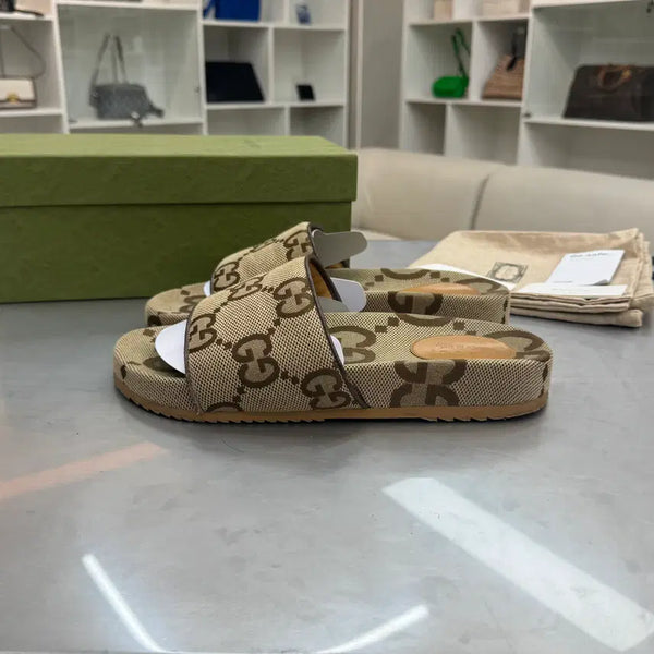 [BUNJANG] Gucci GG Canvas Slide Slippers / 구찌 GG 캔버스 슬라이드 슬리퍼