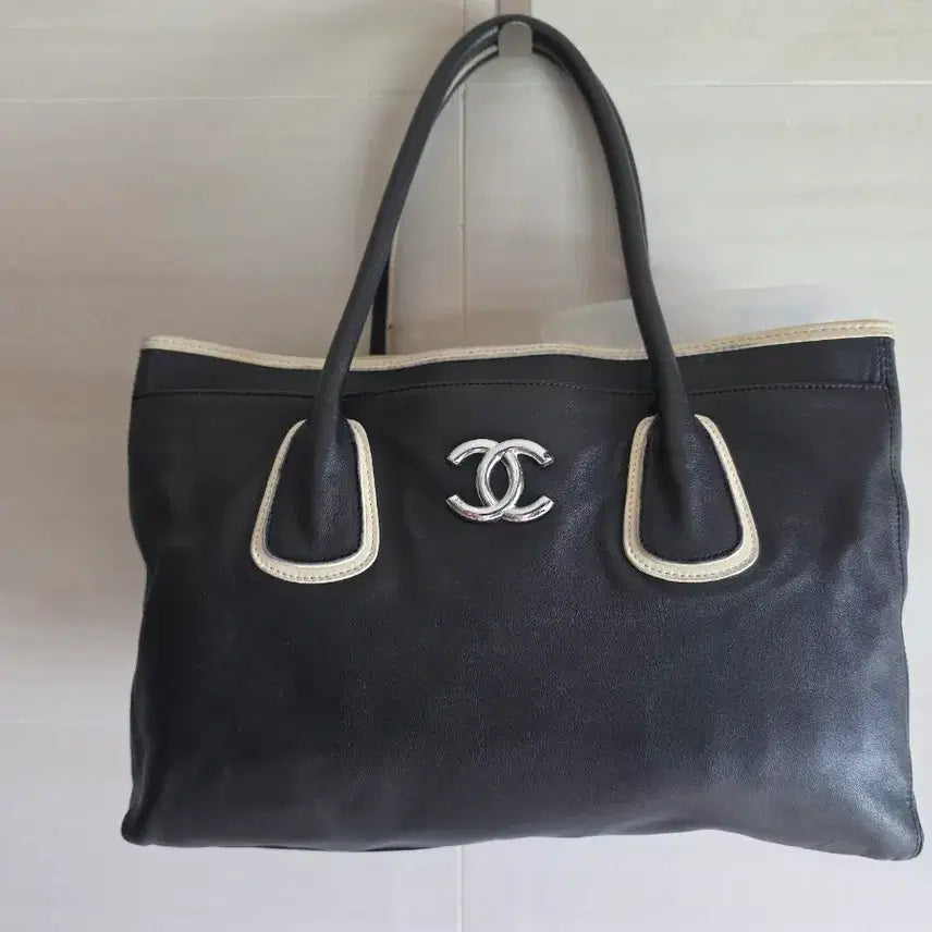 [BUNJANG] Chanel Black Leather Shoulder Bag / 샤넬 블랙 숄더백   여성가방 명품