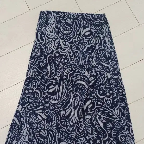 [BUNJANG] Elegant Patterned Women's Scarf Shawl / 화려한 패턴 여성 스카프 숄