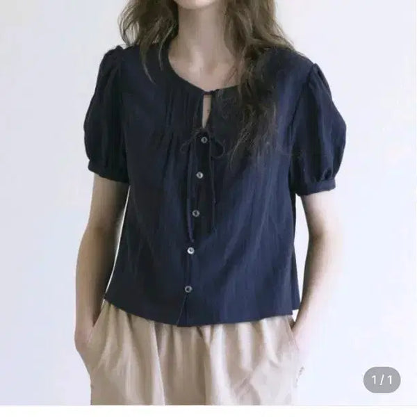 [BUNJANG] Tilbury Sage York Blouse Navy / 틸버 세이지 요크 블라우스 네이비