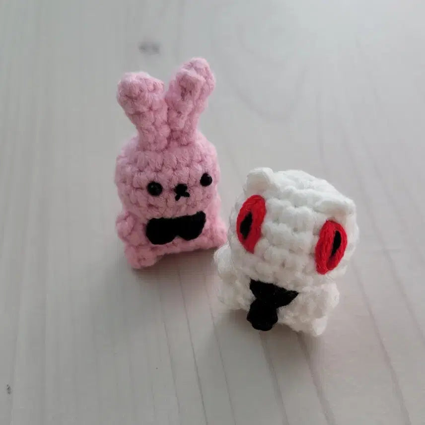 [BUNJANG] Gye-Rong & Brown Knit Doll Set Keyring / 괴담출근 게롱 브라운