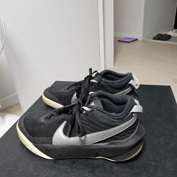 [BUNJANG] Nike Hustle Running Shoes Black/Silver 245mm / 나이키 허슬 운동화 런닝화 블랙/실버 245mm 상태최상