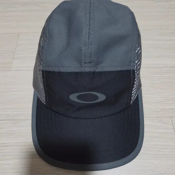 [BUNJANG] Oakley Latitude Arc Cap Black Running Cap / 오클리 래티튜드 아크 캡 블랙 런닝캡 모자