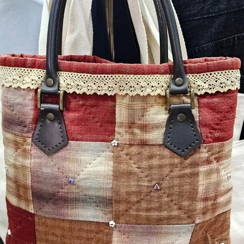 [BUNJANG] Handmade Quilted Patchwork Tote Bag / 수제 퀼트 패치워크 토트백
