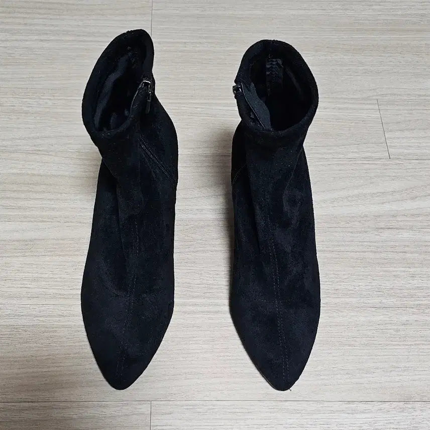 [BUNJANG] Renoma Suede Boots/Shoes - Women's Size 245 / (새상품급) (여성용) (시착제품) 레노마 부츠 / 구두 / 신발