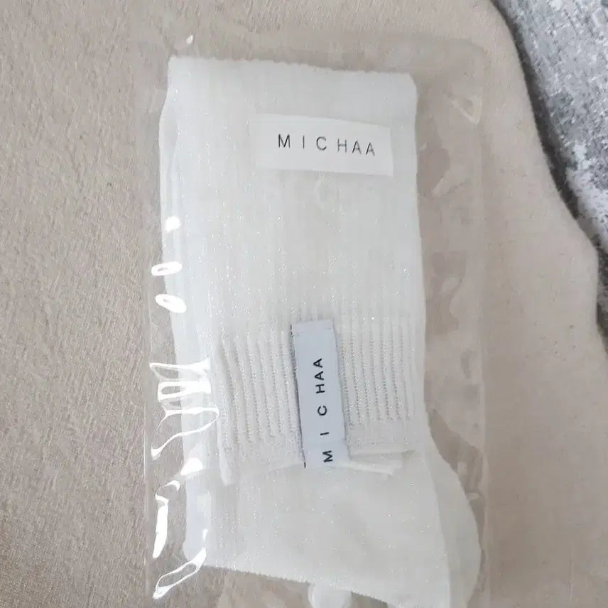 [BUNJANG] Misha White Glitter Socks / 미샤 흰색 글리터 양말