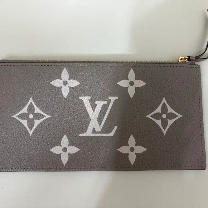 [BUNJANG] Louis Vuitton Pochette Félicité Wallet / 루이비통 포쉐트 펠리시 지갑 새상품