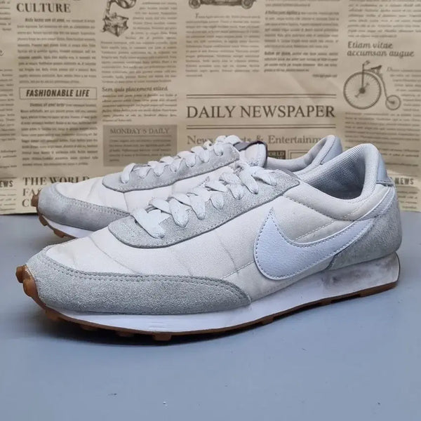 [BUNJANG] Nike Daybreak Women's Sneakers (240mm) / 나이키 데이브레이크 여성운동화240
