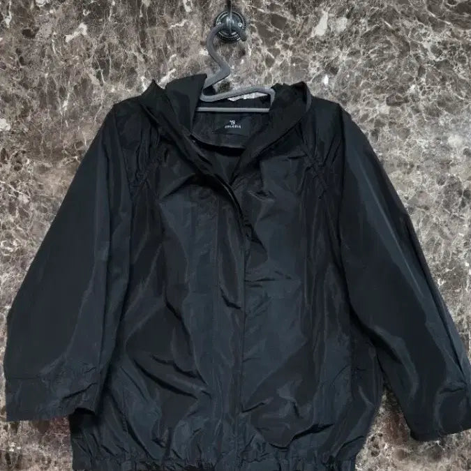 [BUNJANG] Solezia Relaxed Fit Lightweight Windbreaker Jacket / 솔레지아 바스락 루즈핏 점퍼 프리