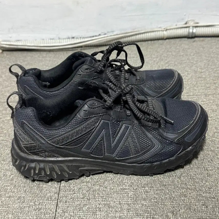 [BUNJANG] New Balance 410 v5 / (250)뉴발란스 410 v5