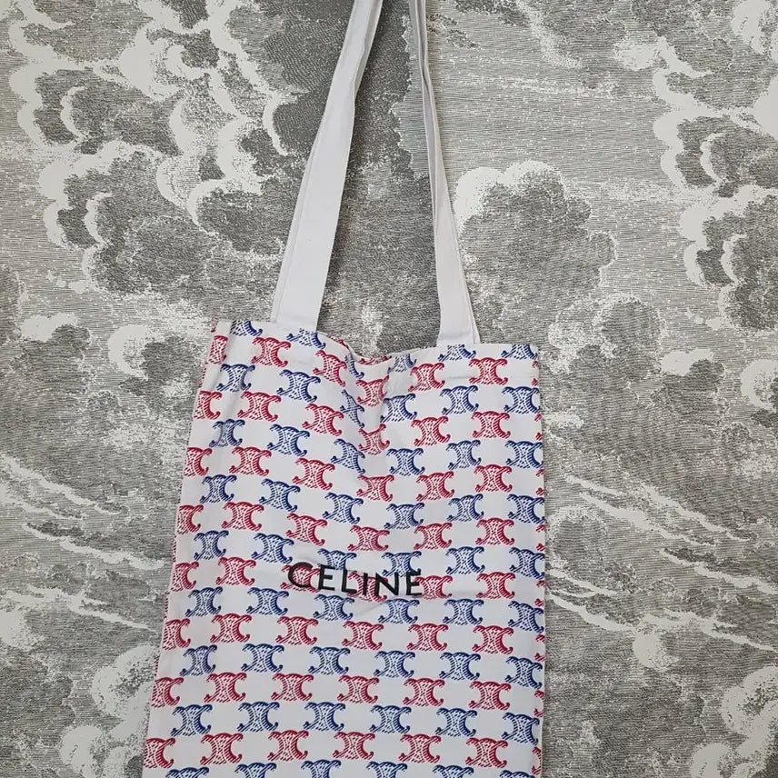 [BUNJANG] Celine Triomphe Pattern Eco Bag / 셀린느 트리오페 패턴 에코백