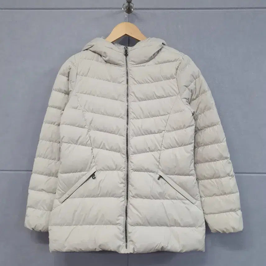 [BUNJANG] Calvin Klein Lightweight Down Jacket (Size S/P, Ivory) / #캘빈클라인 경량 패딩 S/P 아이보리