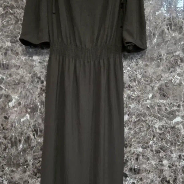 [BUNJANG] Statement Shirring Midi Dress / 스테이트먼트 고퀄 여리핏 원피스 프리