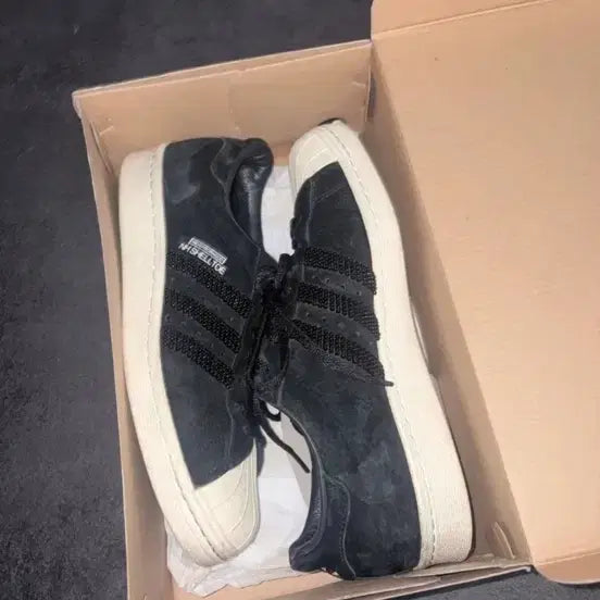 [BUNJANG] Adidas Black Shell Toe Sneakers 260 / 아디다스 블랙 쉘토 260 이상님구매건