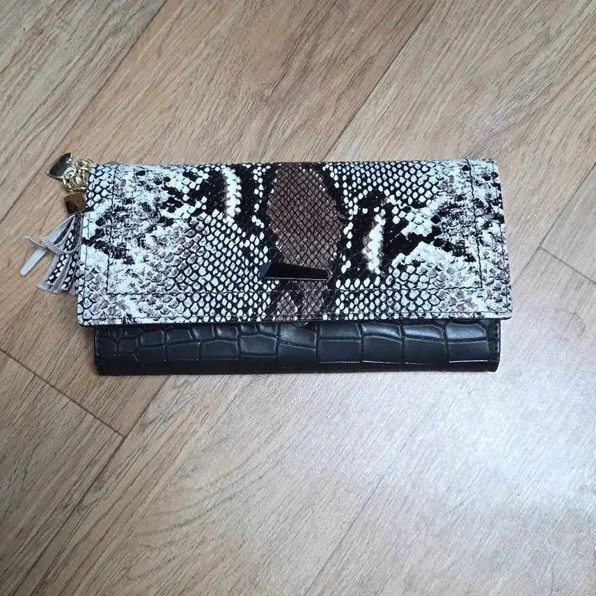 [BUNJANG] Ssamjji Embossed Leather Long Wallet / 쌈지 뱀피 무늬 여성 장지갑(새상품)판매해요~