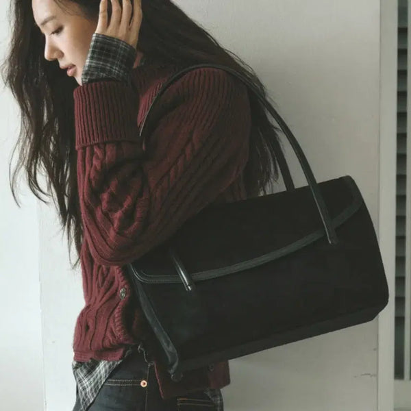 [BUNJANG] AHOHA Black Suede Shoulder Bag / 아오하 AHOHA 블랙 스웨이드 숄더백