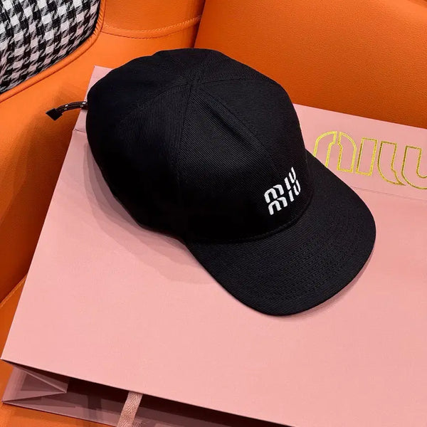 [BUNJANG] Miu Miu Embroidered Ball Cap / 미우미우 자수 볼캡  사이즈 조절 가능