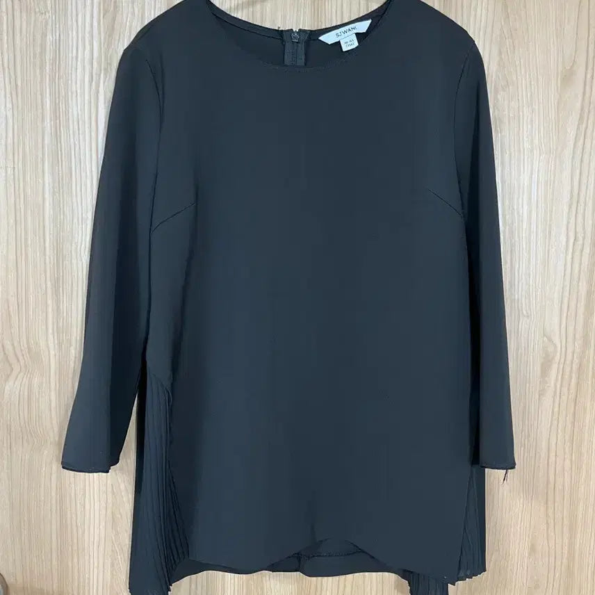 [BUNJANG] SJ WANI Black Pleated Blouse / SJ WANI 블랙 플리츠 블라우스 90-165