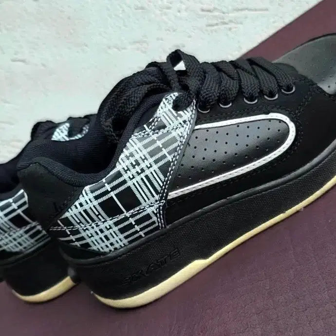 [BUNJANG] Heelys Wheeled Sneakers Size 240 / 힐리스 운동화 240입니다