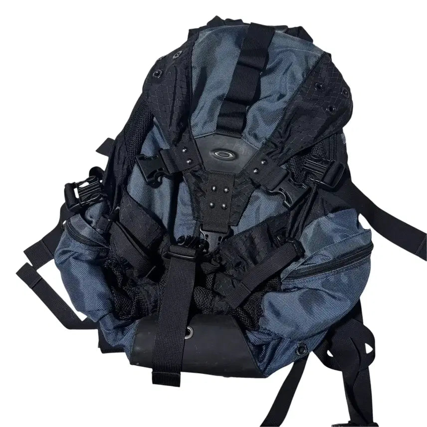 [BUNJANG] Oakley Icon Navy Backpack / 오클리 아이콘 네이비 백팩 (No.185)