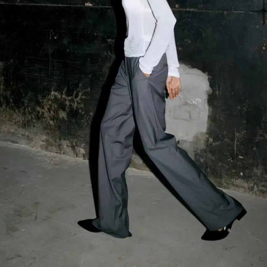 [BUNJANG] Warewoman Bootcut Slacks Charcoal / 와르우먼 부츠컷 슬랙스 차콜