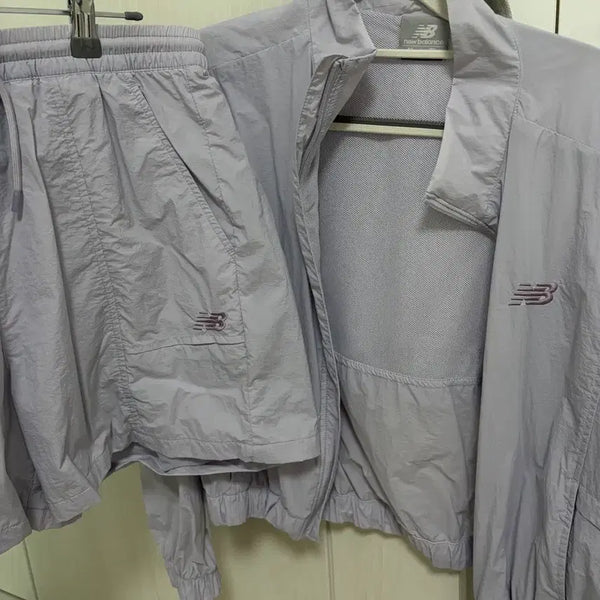 [BUNJANG] New Balance Purple Windbreaker Shorts Set Medium / 뉴발란스 연보라 바람막이 세트 M