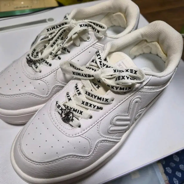 [BUNJANG] XEXYMIX Sneakers / 젝시미스 운동화 판매 240