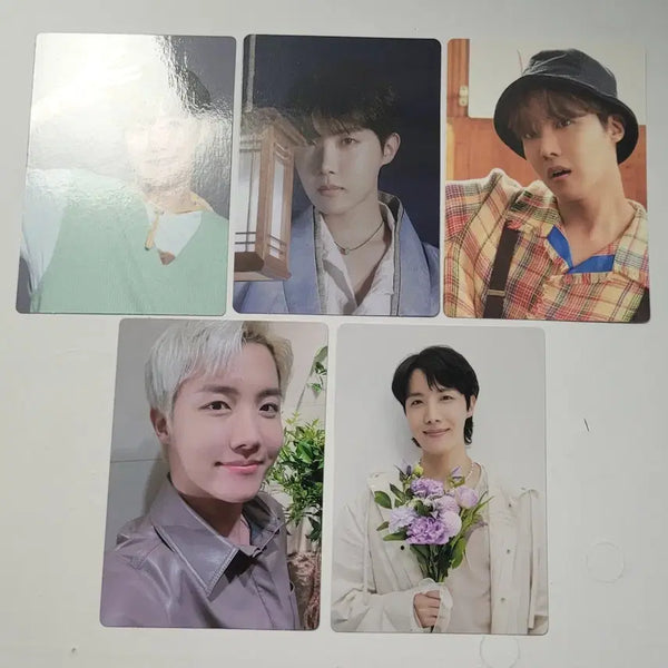 [BUNJANG] BTS J-Hope Mini Photocard Bundle Set (In the Soop, Season's Greetings) / 방탄 방탄소년단 호석 제이홉 jhope 미니포카 일괄 세트 아미키트 인더숲 소우주 bts 포카 mini photocard set