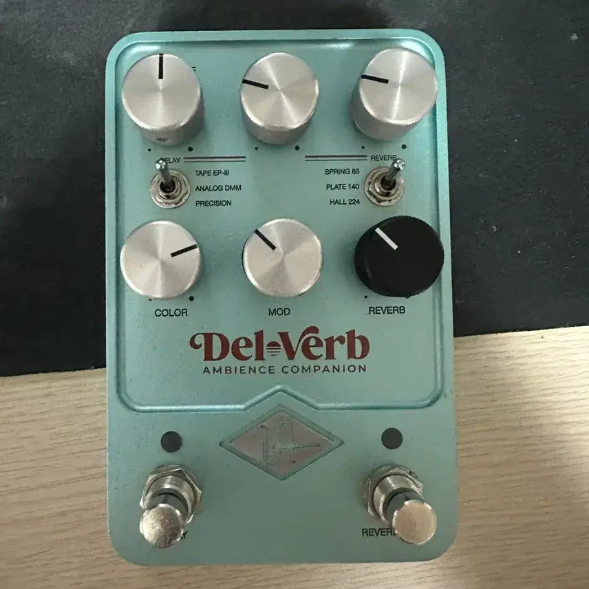 [BUNJANG] UAX Delverb Overdrive Pedal / Uafx 델버브