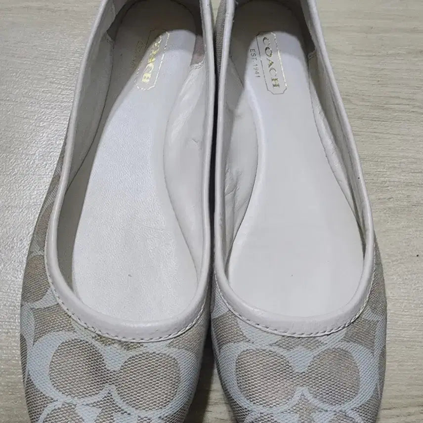 [BUNJANG] Coach Flat Shoes / 코치  플랫슈즈