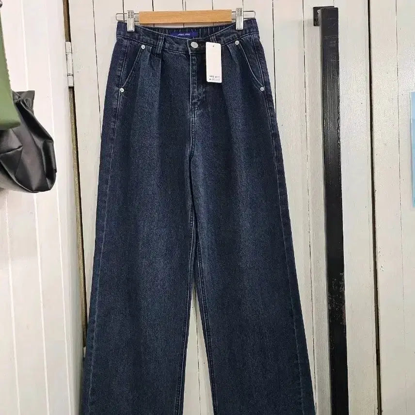 [BUNJANG] VANAKE Women's Wide Leg Denim Pants Dark Blue / 새상품 VANAKE 반에이크 여성 와이드팬츠 진청 데님 청바지 핀턱 와이드 데님팬츠 새제품