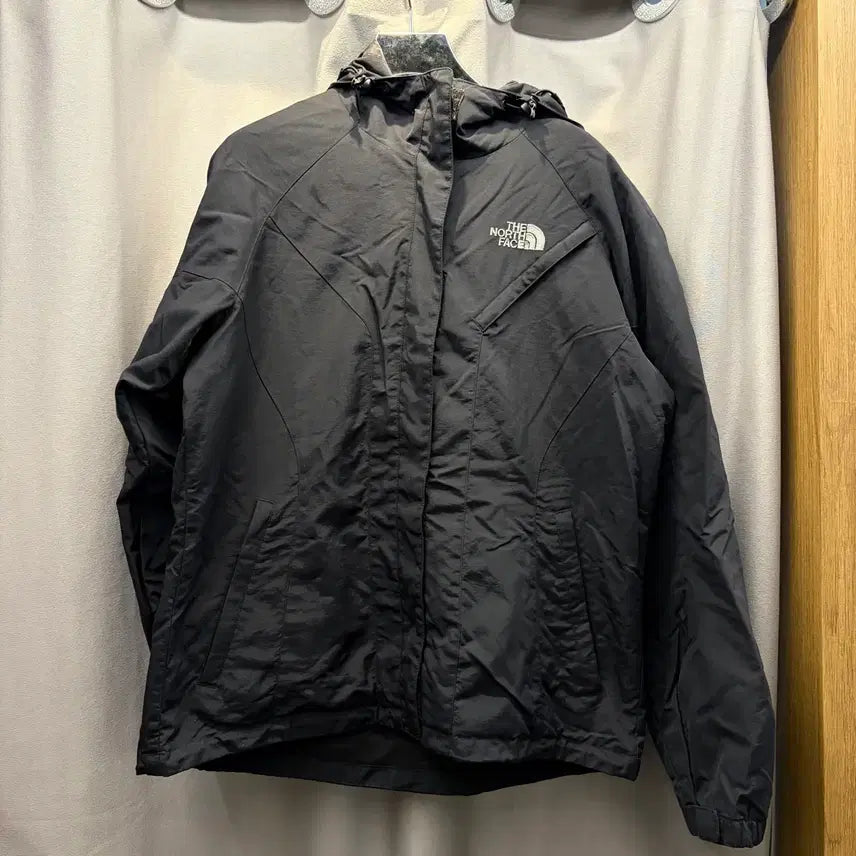 [BUNJANG] The North Face Windbreaker Jacket / 노스페이스 바람막이 윈드브레이커 자켓