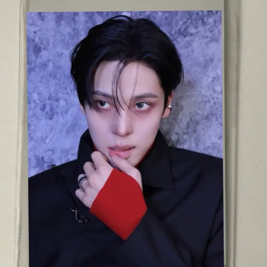 [BUNJANG] Ateez Yunho Signed Polaroid / ateez yunho signed polaroid 에이티즈 윤호 싸폴 싸인 폴라 폴라로이드
