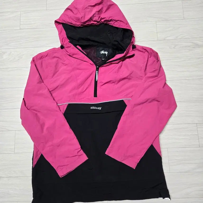 [BUNJANG] Stussy Reflective Sport Pullover Berry / 스투시 리플렉티브 스포츠 풀오버 베리