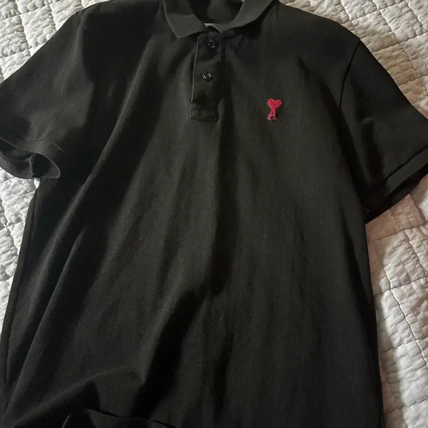 [BUNJANG] AMI Black Logo Polo T-Shirt / 아미 반팔 카라티 블랙 급처합니다!