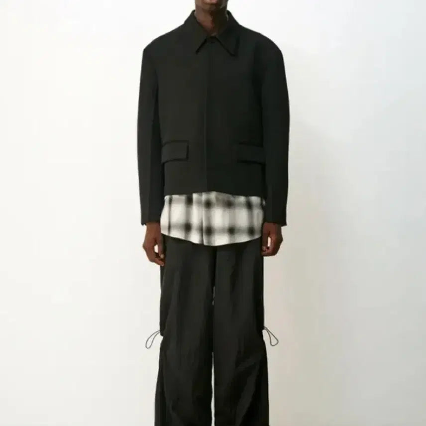 [BUNJANG] Coour Cropped Wool Hidden Blazer / 쿠어 크롭 울 히든 블레이져