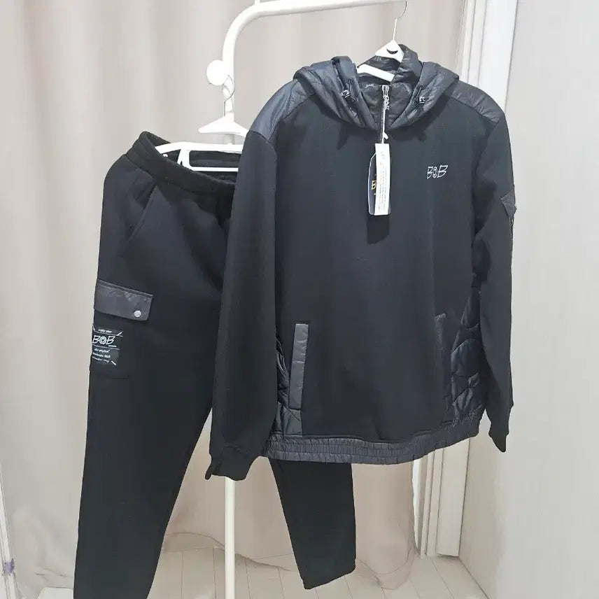 [BUNJANG] BOB Men's Training Set Hoodie and Pants Black / BOB 남성 트레이닝 세트 후드티 팬츠 세트 블랙.새상품