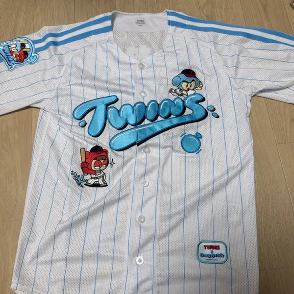 [BUNJANG] LG Twins Baseball Uniforms - Various Players & Editions (Bundle or Individual) / LG트윈스 유니폼 판매합니다