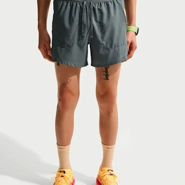 [BUNJANG] Nike Stride 5-Inch Lined Running Shorts - Grey (M) / (M) 나이키 스트라이드 5인치 브리프 라인드 러닝 쇼츠 M 그레이 if2039-084