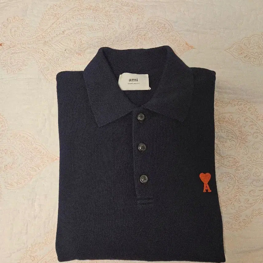 [BUNJANG] AMI Paris Contrasting Collar Knit Navy L / 아미(AMI) 카라 니트 네이비 색상 L 사이즈 판매합니다(최종가)