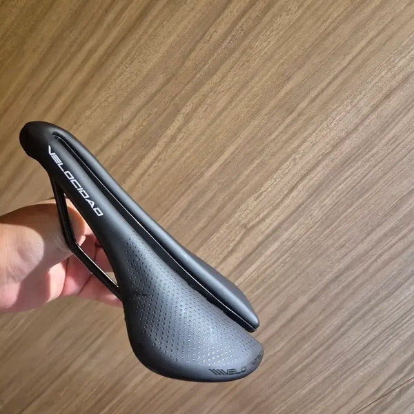 [BUNJANG] Velocidad Saddle Mint Condition / 벨로시닷 안장 무하자