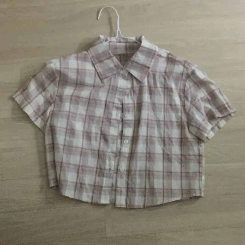 [BUNJANG] Pink Checkered Short-Sleeve Shirt / 반팔 체크셔츠