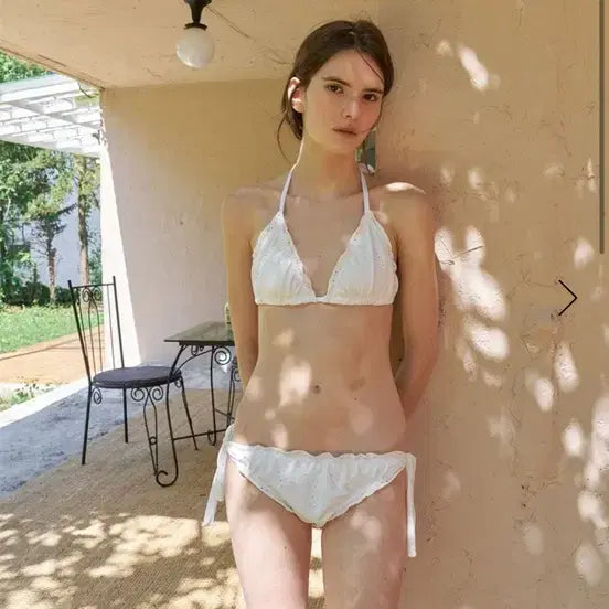 [BUNJANG] Lillycotts Eyelet Bikini Set White / Lillycotts 릴리코츠 수영복 비키니 새상품