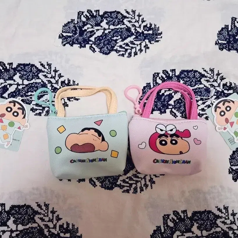 [BUNJANG] Crayon Shin-chan Mini Pouch with Keychain / 짱구 미니 가방 파우치 에어팟 이어폰 키링 신짱 짱구는 못말려