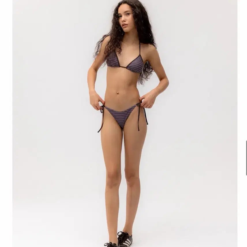 [BUNJANG] Glowny Stripe Bikini / 글로니 스트라이프 비키니