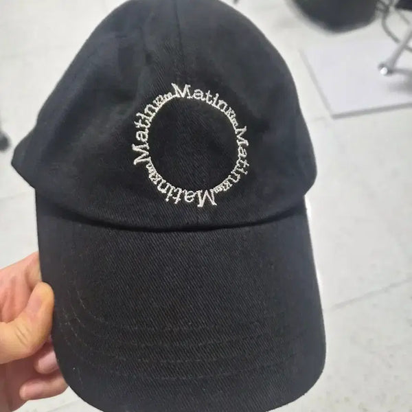 [BUNJANG] Matinkim Black Snapback Cap / 마뗑킴 볼캡 모자 블랙 스냅백