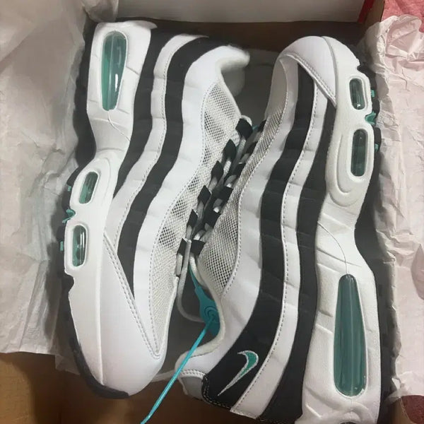 [BUNJANG] Nike Air Max 95 OG White Hyper Jade Black / 나이키 에어맥스 95 OG 화이트 제이드블랙 270