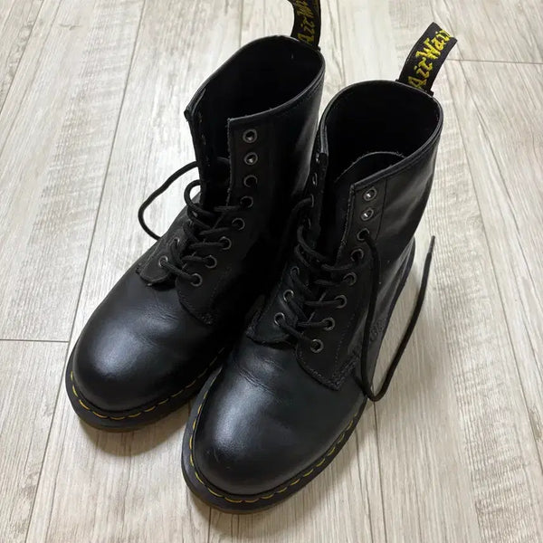 [BUNJANG] Dr. Martens 1460 Smooth Leather Boots Black US 9 / 닥터마틴 1460 스무스 블랙 270