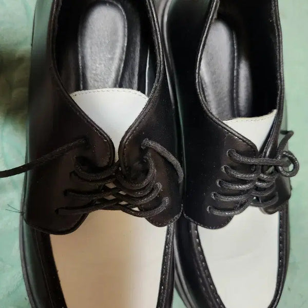 [BUNJANG] Two-Tone Oxford Shoes (Black/White) / 옥스포드화 블랙/화이트 2톤 배색 슈즈